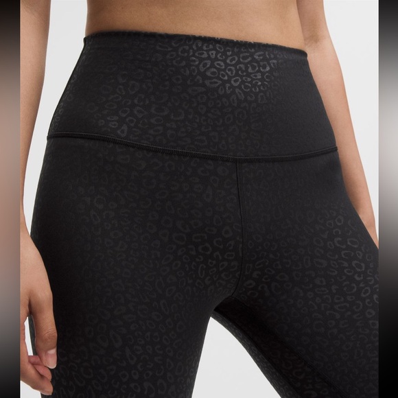 Lululemon Align HR crop 23” leggings - Picture 2 of 10